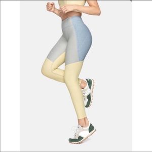 OUTDOOR VOICES 7/8 Tri-Tone Warmup Leggings Blue / Beige / Yellow Like New Small